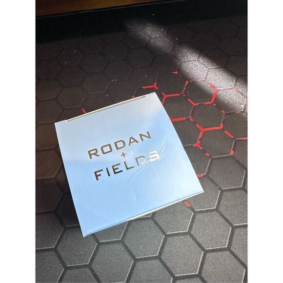 RODAN + FIELDS Redefine Overnight Restorative + Moisturizing Cream 30ml - Picture 5 of 8